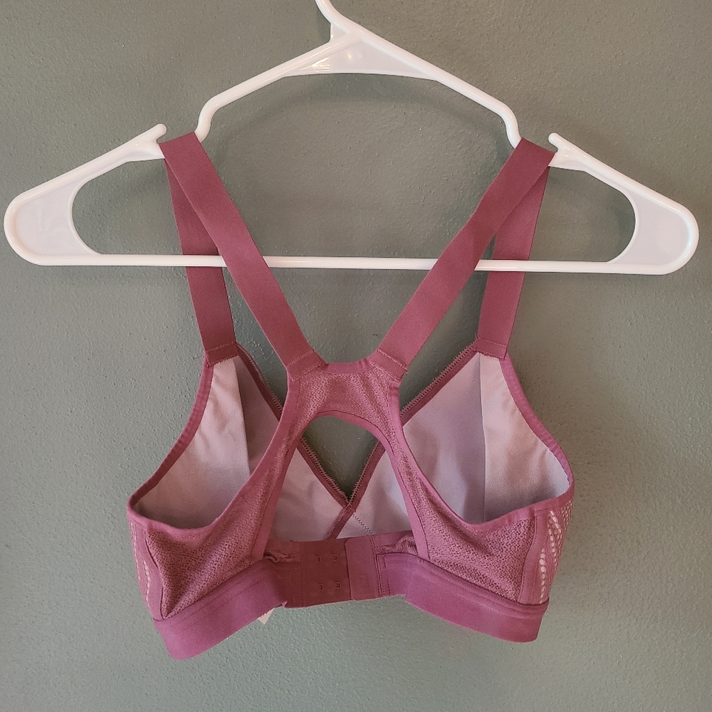 Lululemon Awake To Lace Bra, Size DD32 - Picture 6 of 8